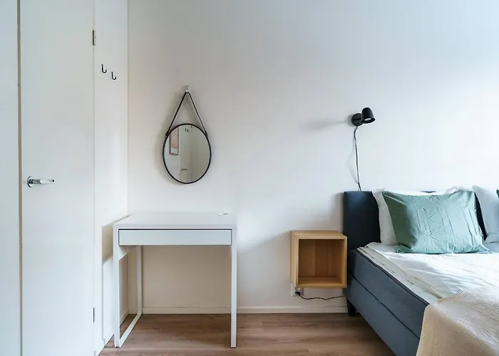 Polar Snow Base: 1br, Wifi, Parking *